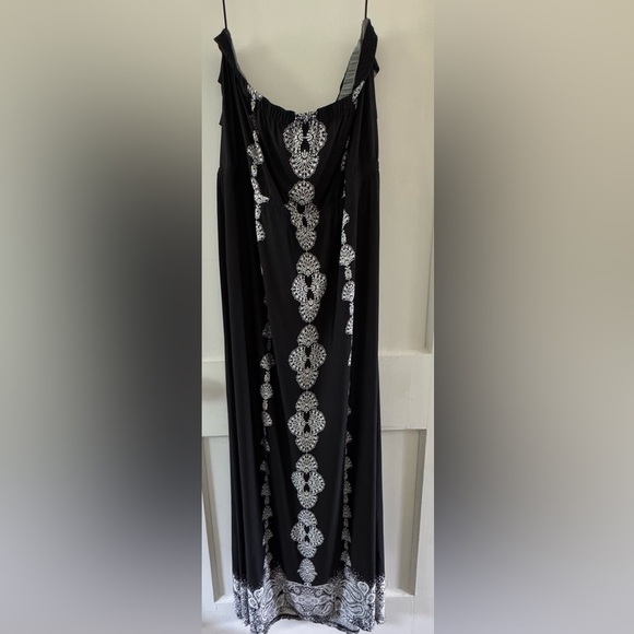 Style & Co. Strapless Black and White Maxi Dress. Size 3X - Picture 5 of 5
